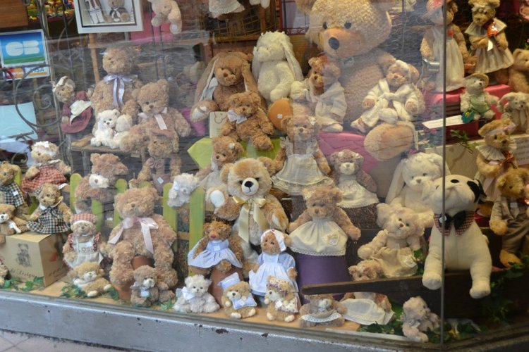 Очарование стринных французских городов