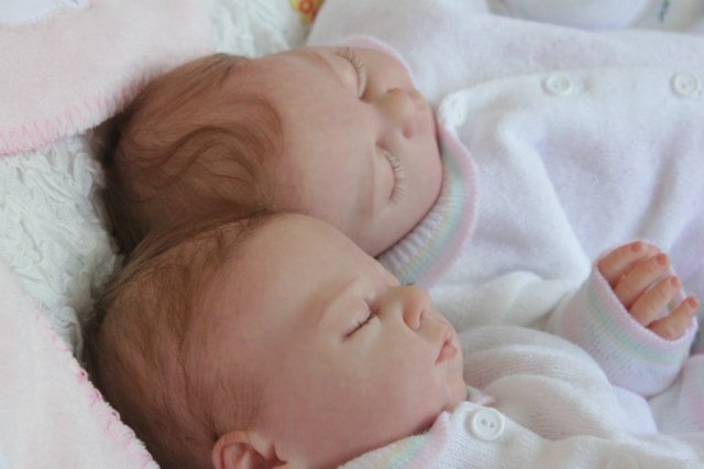 Одинаковые дочки... Куколки реборн Виктории Вишни