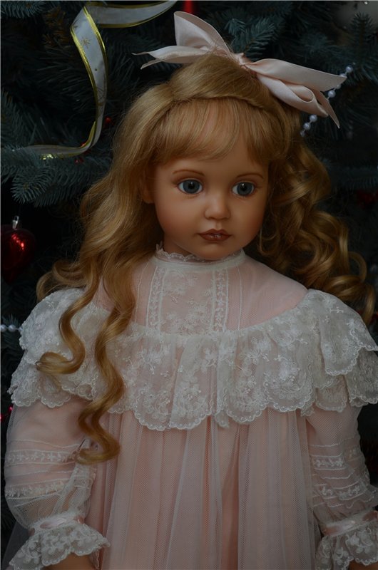 Виктория-Роуз прима классической кукольной красоты (фото 5)