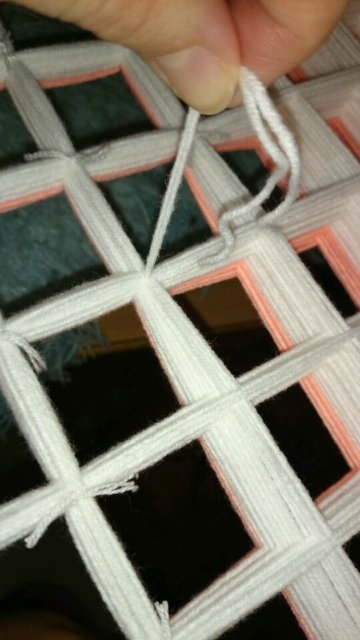 МК Плед из Помпонов — Как сделать аксессуары для кукол: сумки