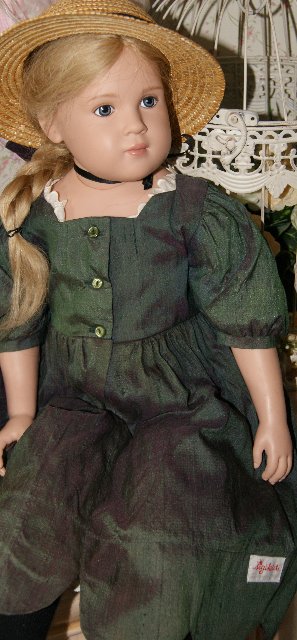 Лица из прошлого или милые барышни от немецкой художницы Sabine Ecshe