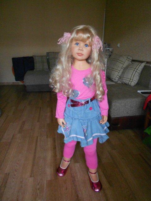 Во всех ты, милочка, паричках хороша (фото 2)