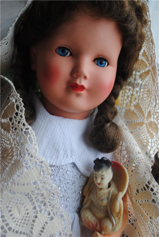 Славный пластик "бакелит"! У него отменный вид! Или возвращение бакелитового болванчика