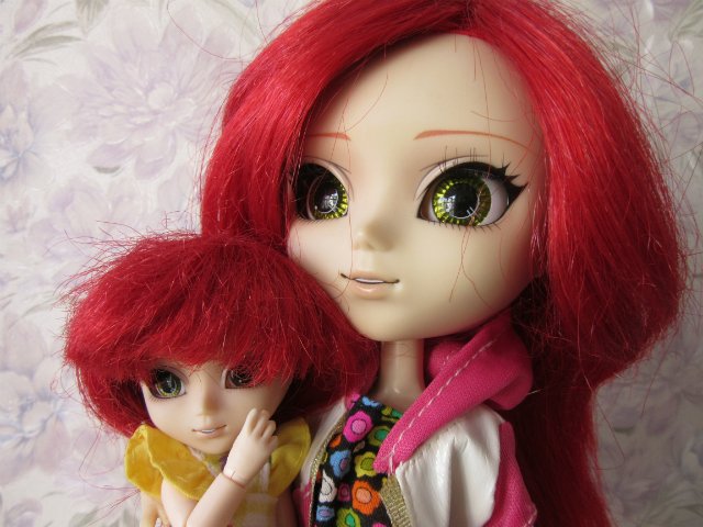 Внимание, кукла Пуллип Грелль, дубль два. А у вас бывают ревнивые куклы