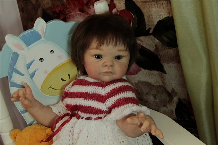 Джулия - малышка из молдика Jill от Adrie Stoete