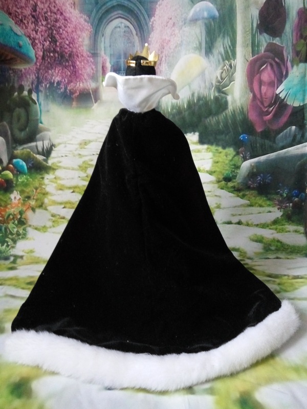 Моя колекция кукол ч1. Куклы Принцессы Диснея Алиса в зазеркалье и Золушка, Малефисента