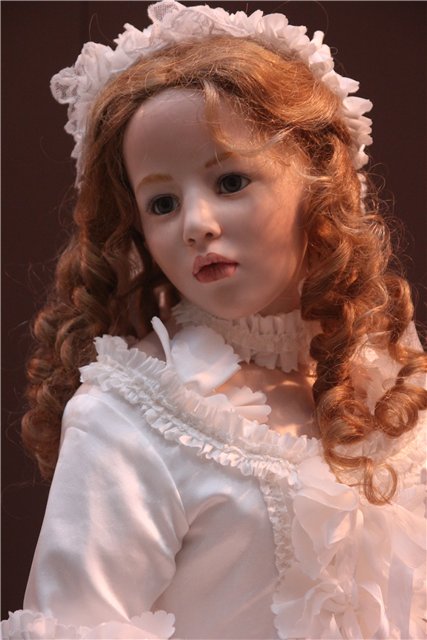 Hilderard Gunzel на выставке "Искусство куклы" в Гостином дворе