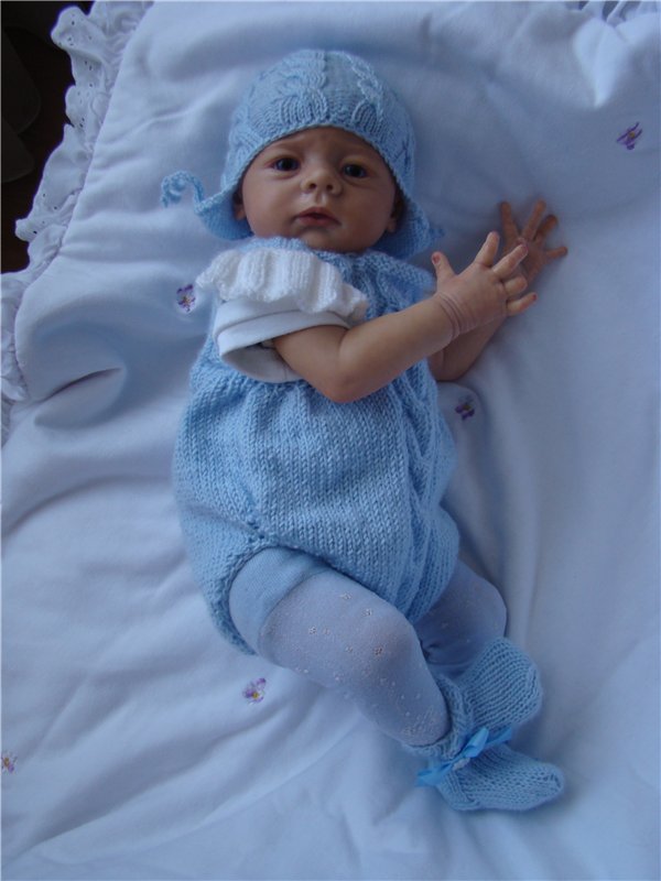 Наряды для Карлотты.Вязанные костюмы 2015)))