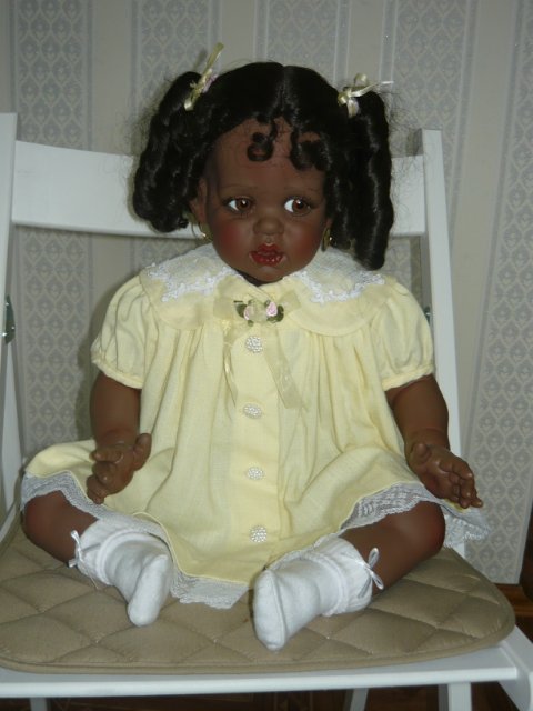 Хмурым пасмурным деньком — Куклы Fayzah Spanos (Файзах Спанос): винил и фарфор