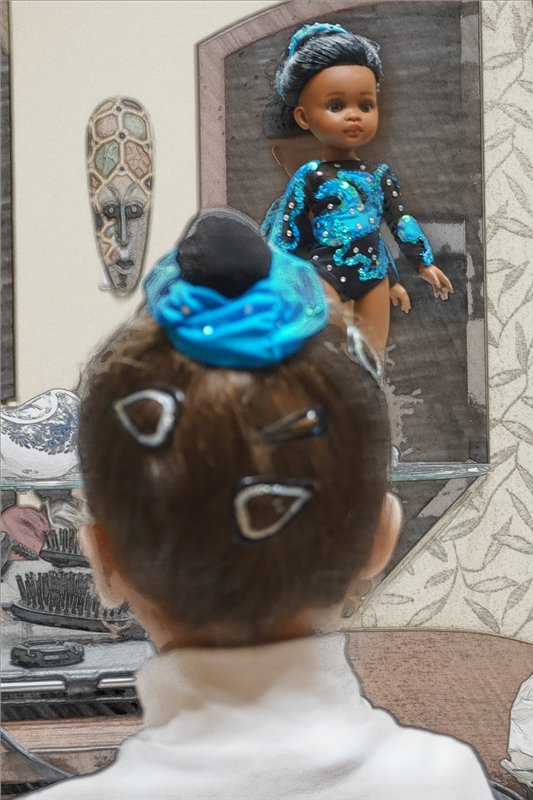 Кукла и ее девочка... Все выше и выше и выше