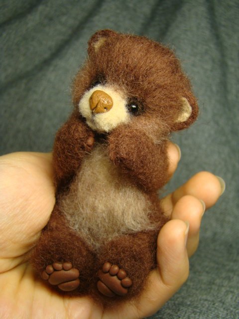 Мишка косолапый по лесу идёт... Авторская игрушка валянием Ольги Чернухо