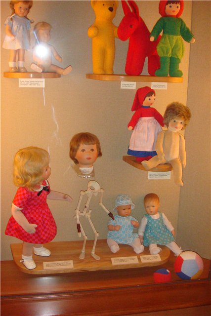 Музей кукол Kathe Kruse в Донауверте, Германия