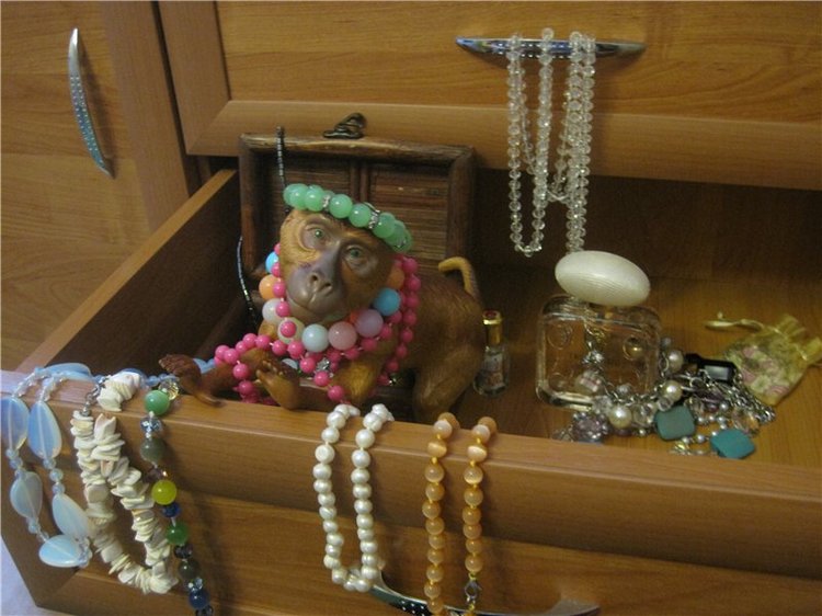 Анжела — Интересные игрушки и фигурки (разное): редкие