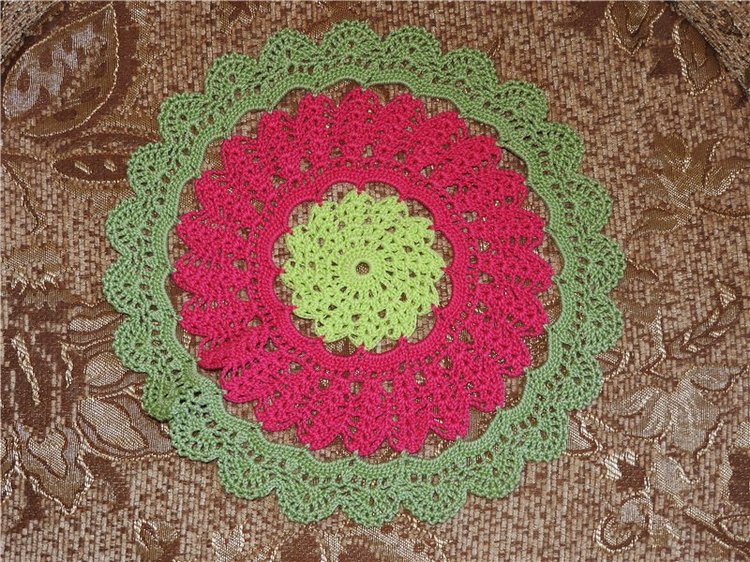 Коллекция вязаных салфеток или как же я люблю вязать. Часть 2 (фото 3)