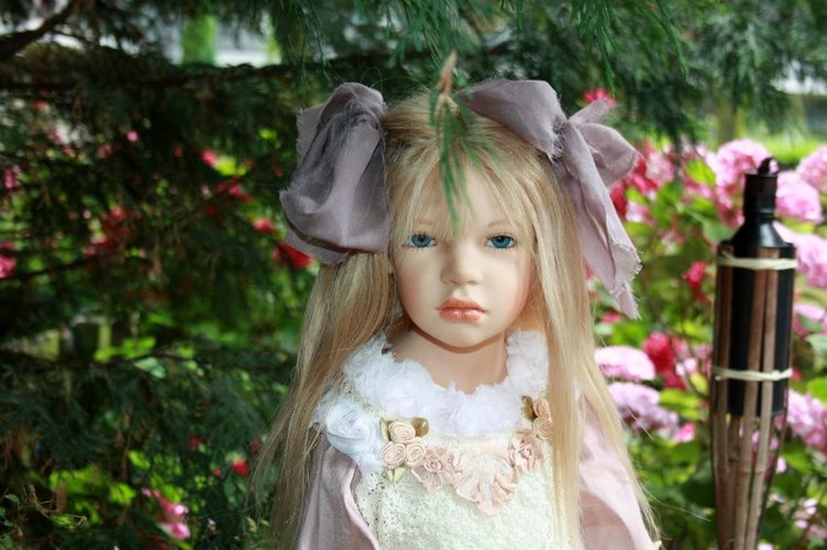 Марусина прогулка по саду. Коллекционная кукла от Zofia & Henry Zawieruszynski