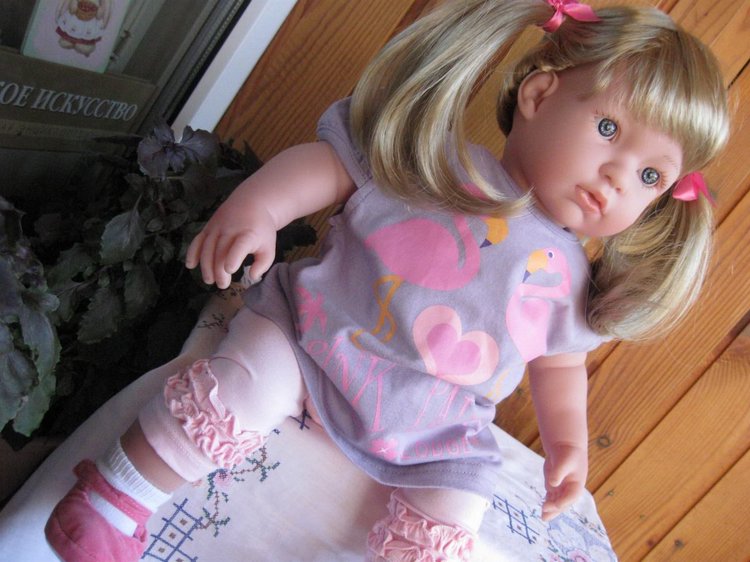 Милейшее создание с двумя хвостиками