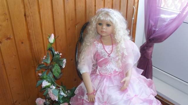 Элли II – златокудрая Королева от Pamela Erff