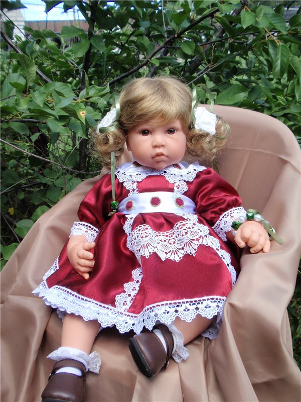 Маленькая и трогательная Манечка, волшебное превращение в принцессу