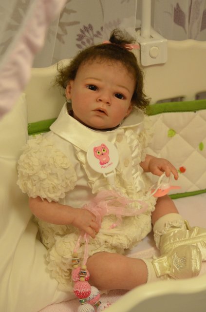 Кукла реборн Сабрина - маленький серьезный человечек