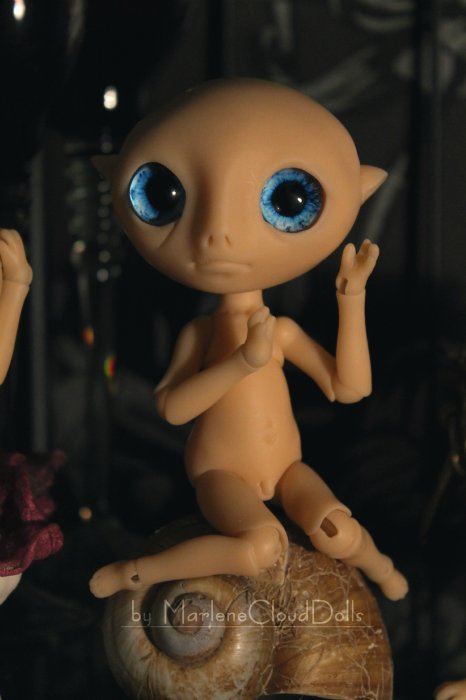 Новенькие шарнирные куклы Изгои и их глаза