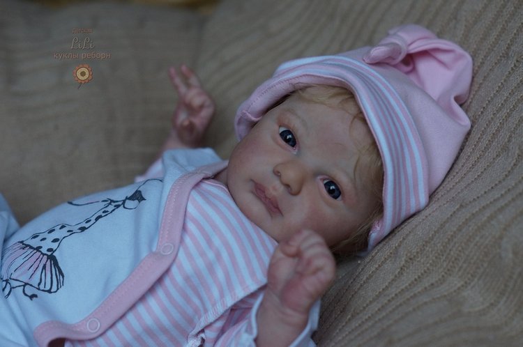 Моя малышка реборн Аврора Скай (фото 6)