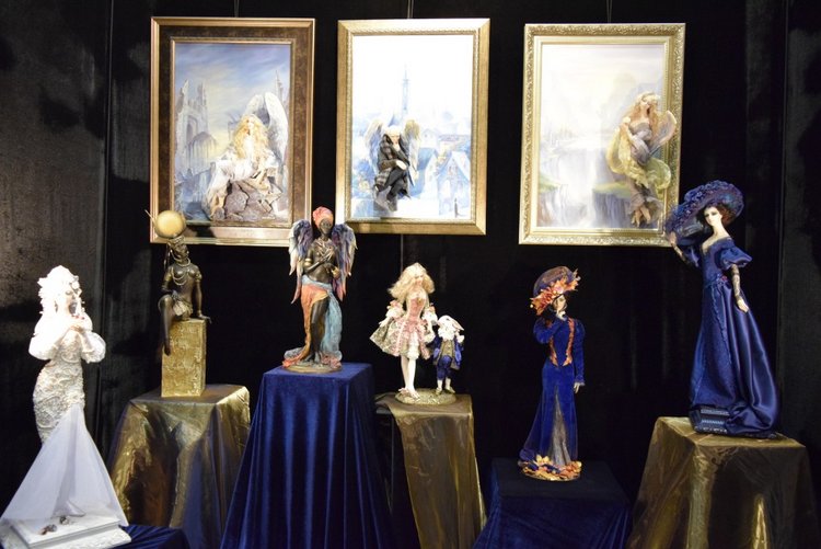 VII Московская международная выставка "Искусство Куклы". Портреты кукольной души или незримый диалог. Часть 2