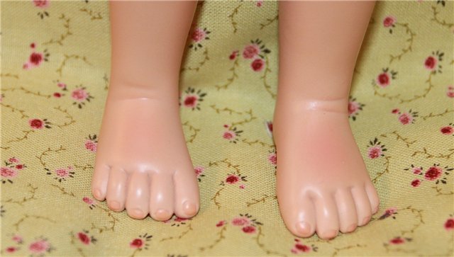 Holly от MaryAnne Oldenburg. Нашла статью о создателе кукол! В комментах