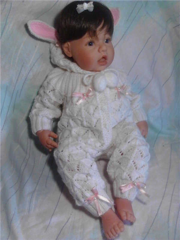 Bedtime Pals Lee Middleton DOLL - Малышка Катерина демонстрирует обновочки (фото 5)