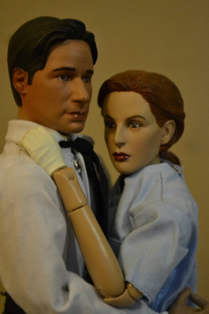 Сериал "Секретные материалы" - Х-files: агент Маудер и агент Скалли