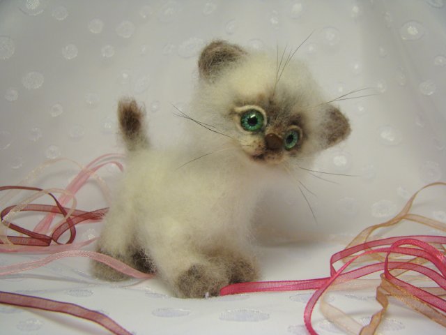 Запутанная история. Игрушка валянием из шерсти (фото 4)