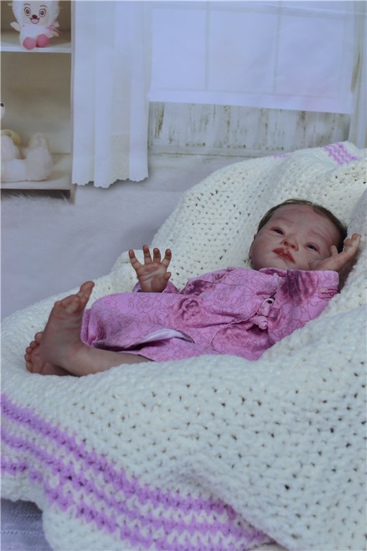 Кукла реборн из молда Вилль