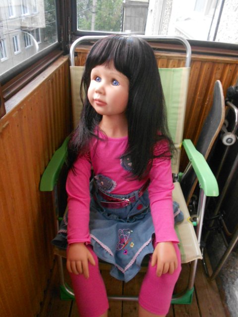 Во всех ты, милочка, паричках хороша