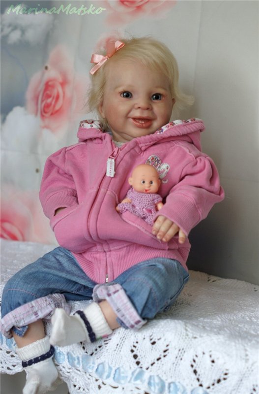 Весёлая хохотушка Маришка. Работа Марины Мацко