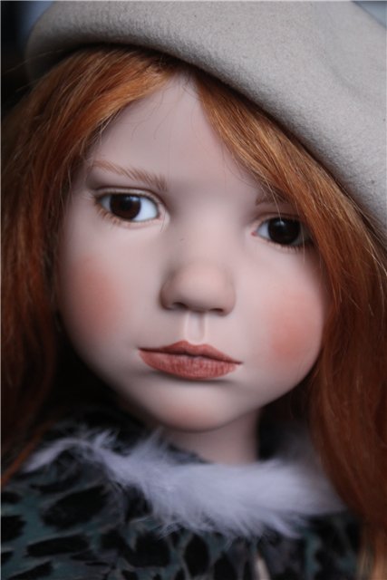 Красавица Elletra (весна 2013) и другие большие девочки Hedwiga и Geraldine (2012). Zwergnase