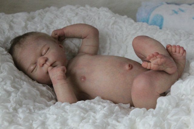 Спящий малышок Жульенчик. Куколка реборн Вишни Виктории