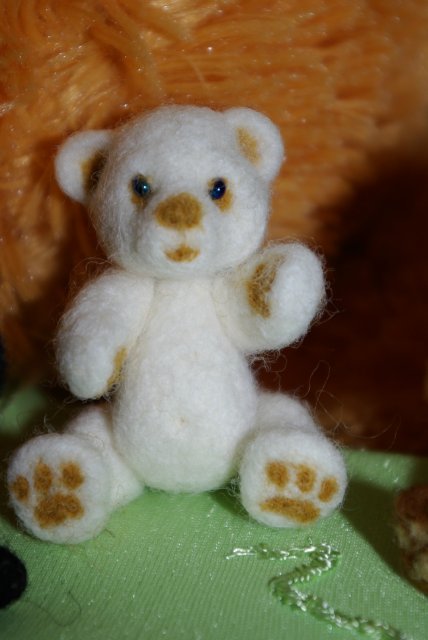 Родились у меня медвежата. Авторские игрушки сухим валянием (фото 7)