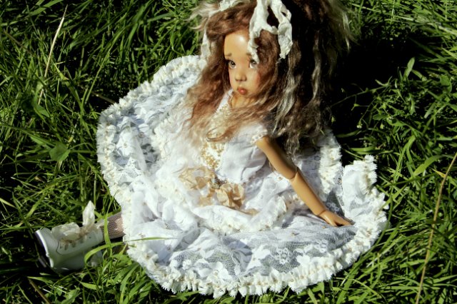 Нисса, Kaye Wiggs. Небольшой гламурчик на природе