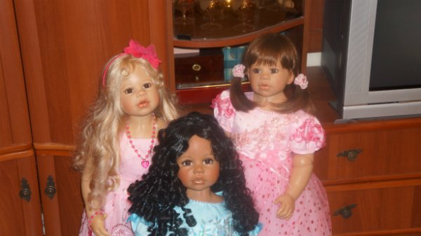 МИЛИНА и ее сестрички от Моники Левениг приглашают в гости | Бэйбики МИЛИНА и ее сестрички от Моники Левениг приглашают в гости