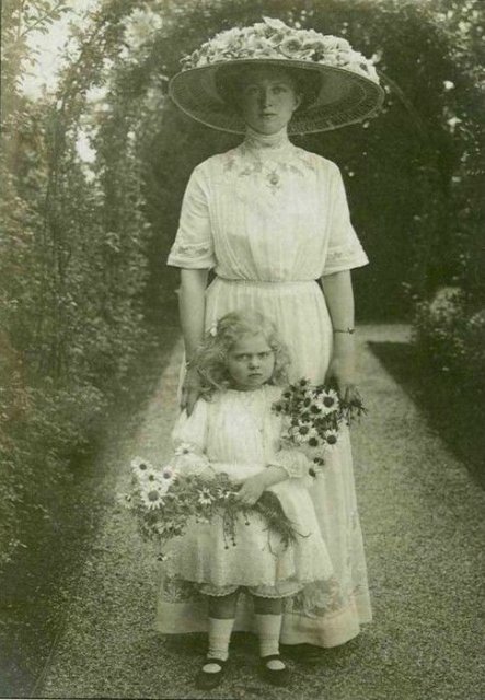 Для тех, кто в поиске или Каждый охотник желает знать. Викторианские и эдвардианские наряды