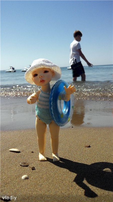 Как Даша первый раз на море побывала