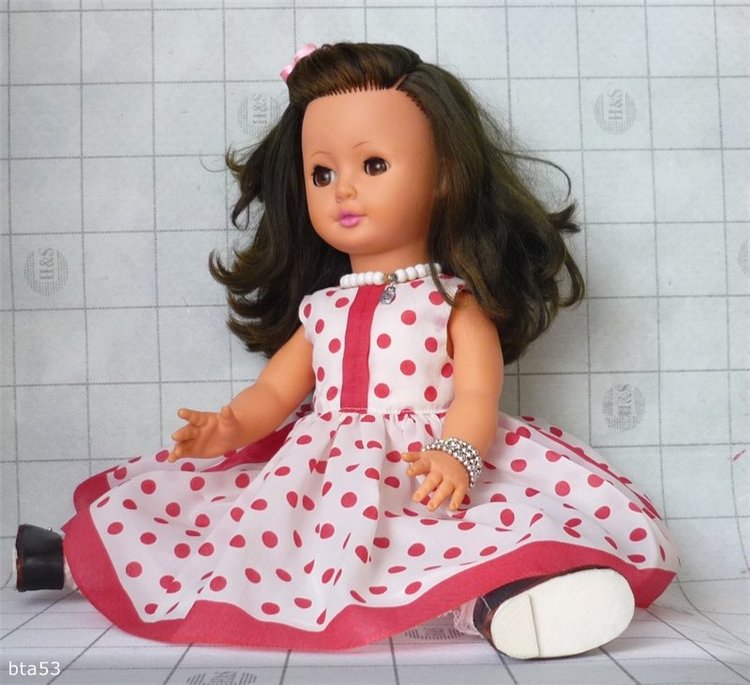 Платье из платочка — Одежда и обувь для кукол своими руками: фото (фото 4)