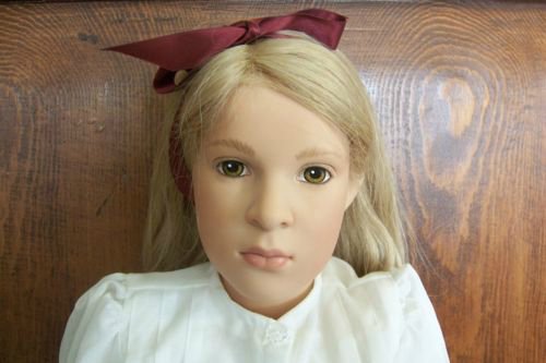 Лица из прошлого или милые барышни от немецкой художницы Sabine Ecshe