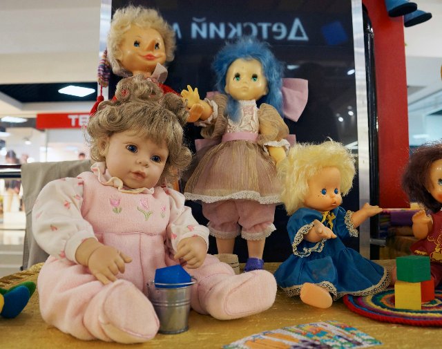 Небольшая выставка кукол на Благотворительном фестивале г. Абакан, 2016 (фото 9)