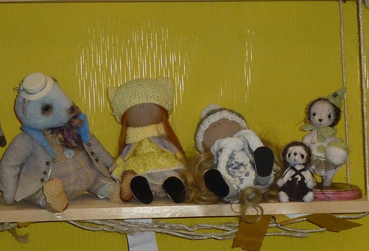 Весенний Бал Кукол на Тишинке: Ёжики