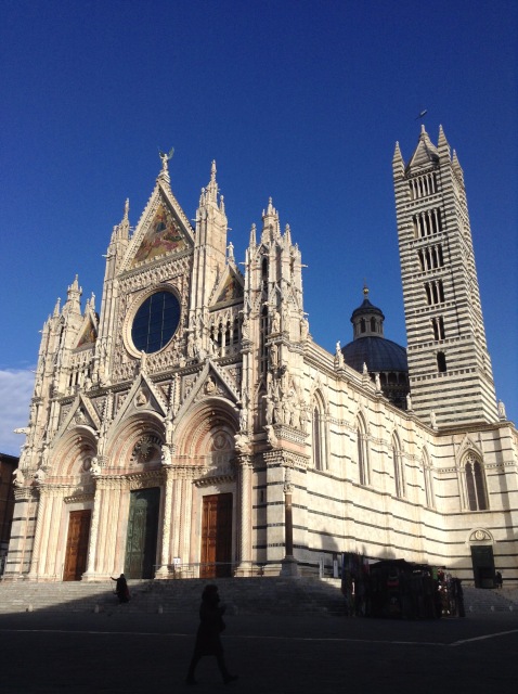 Приключения Минуш в Италии. Часть 5. Сиена. Современное средневековье