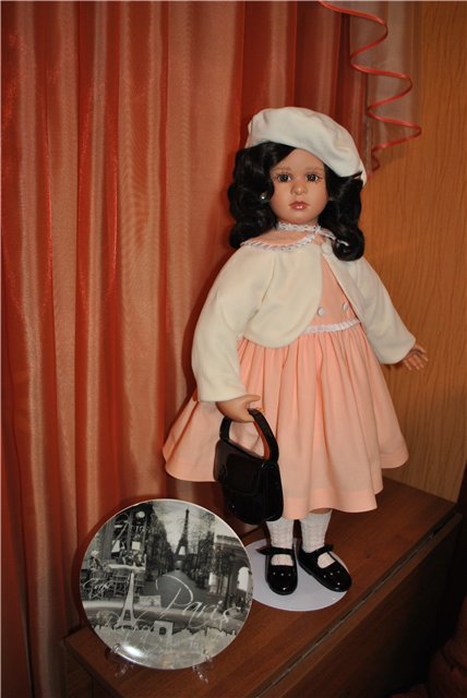 Парижанка Паулетт от Рут Треффейзен и её новые подружки