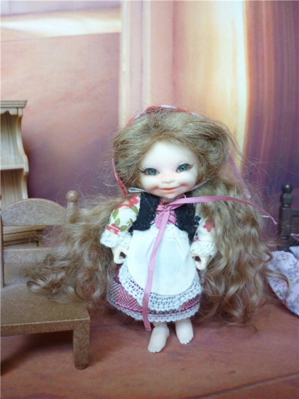 Красная Шапочка на ладошке - микро-костюм для Вареньки ( SoSo realpuki Fairyland) (фото 2)