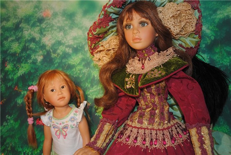 Летняя прогулка милой девочки Паулы Heidi Plusczok