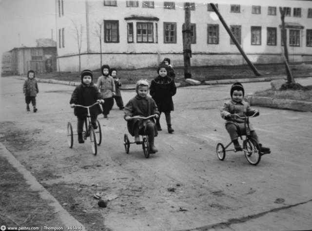 Нам, детям 60-70-80-х посвящается! Как мы вообще выжили???!!! :) (фото 9)