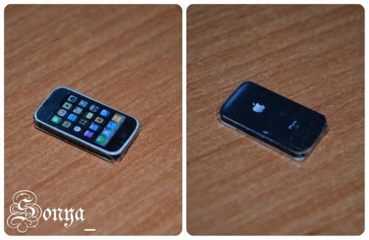 Кукольные мелочи. Часть 3. "Гаджеты, книжечки,фоторамка" (фото 2)